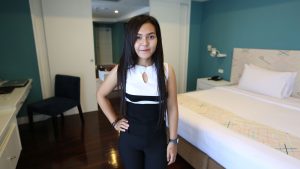 Petite Laos Teen hooking up with foreigner