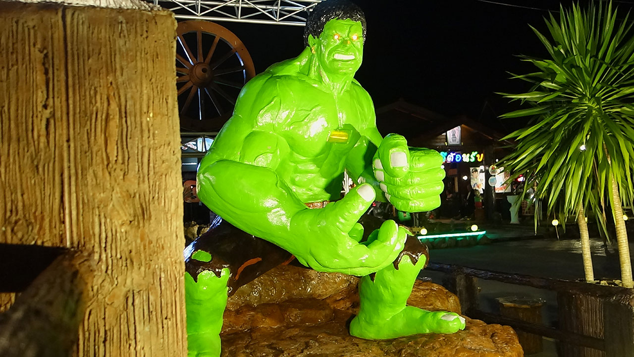 Hulk statue on first Krabi Nightwalk