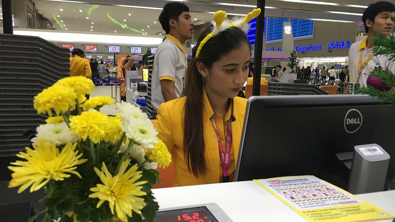 Sexy air attendants and leaving Koh Lipe