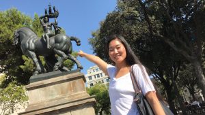 Chinese Teen turned on by naked statue