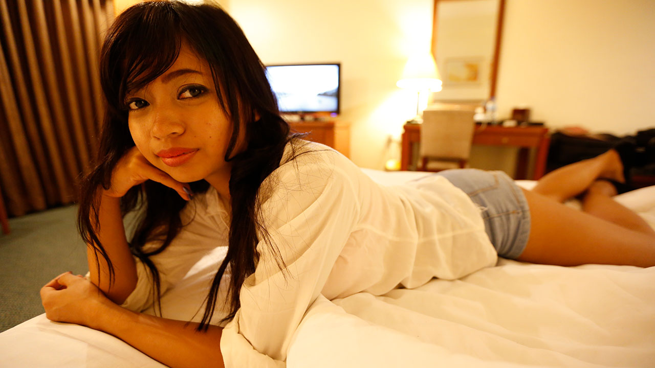 Linda the hungry Asian slut that turns into a sex monster