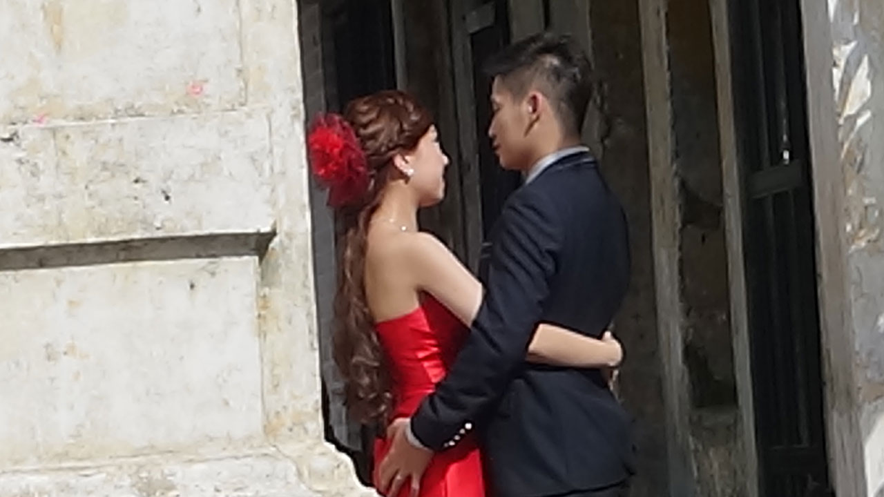 Cute girl in Malaysian Wedding Shoot