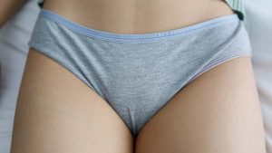 Malaysian Girl Next Door shows cameltoe slit in panties