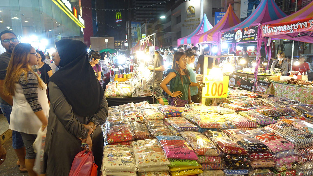 Hat Yai Market visit at night