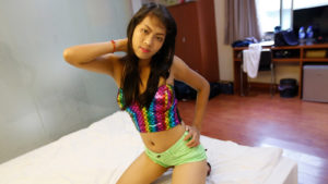 Filipina Teen Sex princess poses on bed