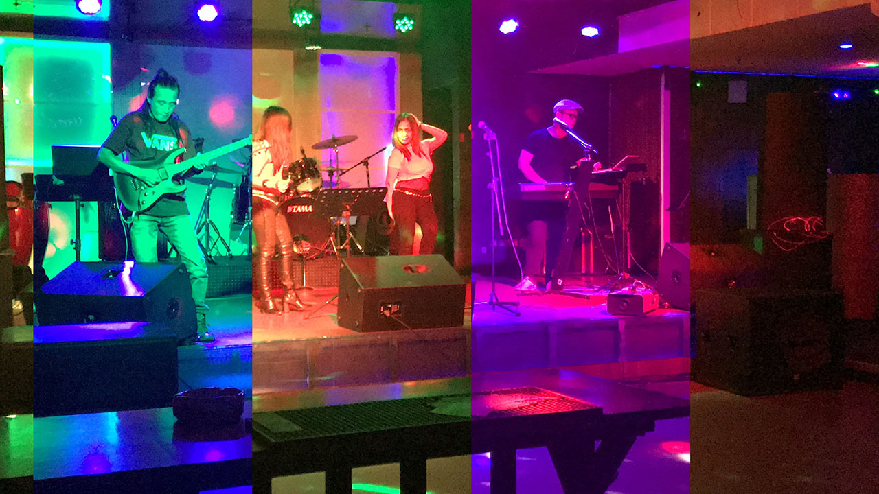 Live band playing at Yangon Sedona Hotel Ice Bar