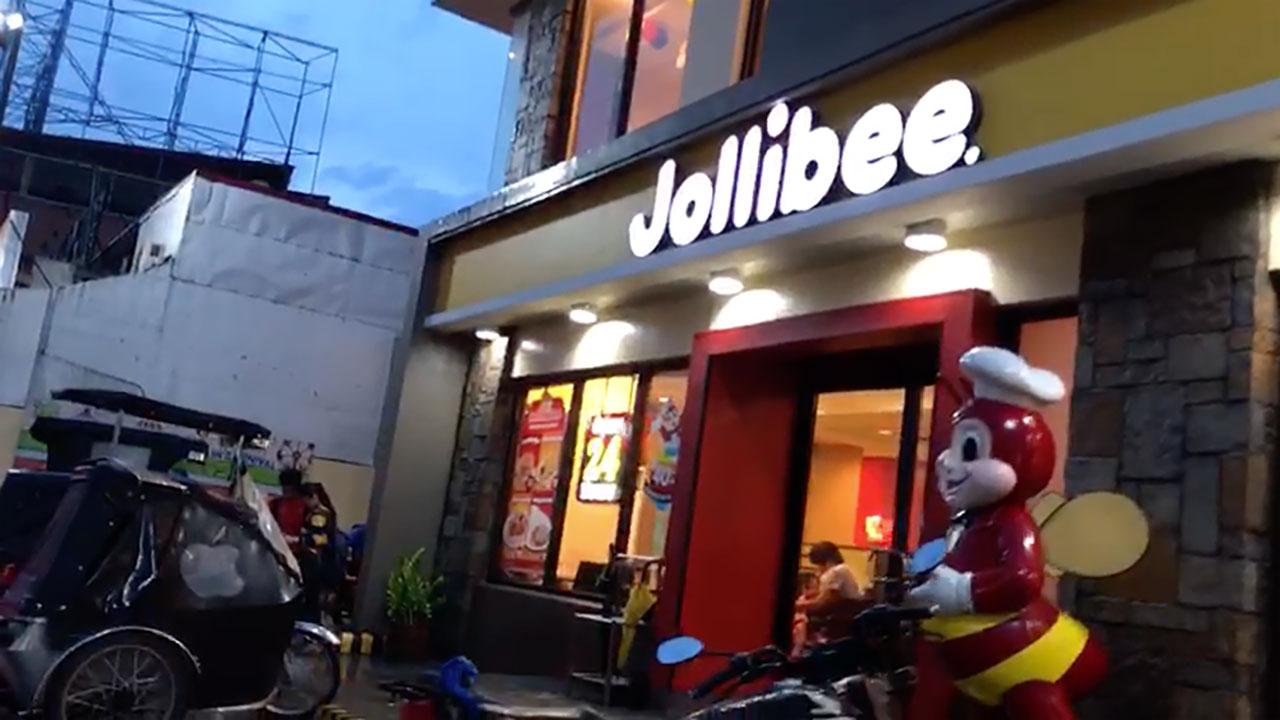 View outside the Jollibee where I just got stood up