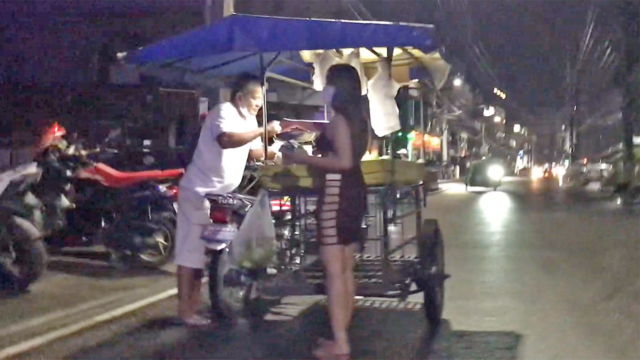 Hot Girls On The Street and at food carts