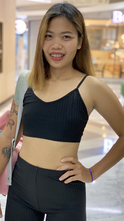 Exposed teen tummy in public with Asian Sex Diary Pookie