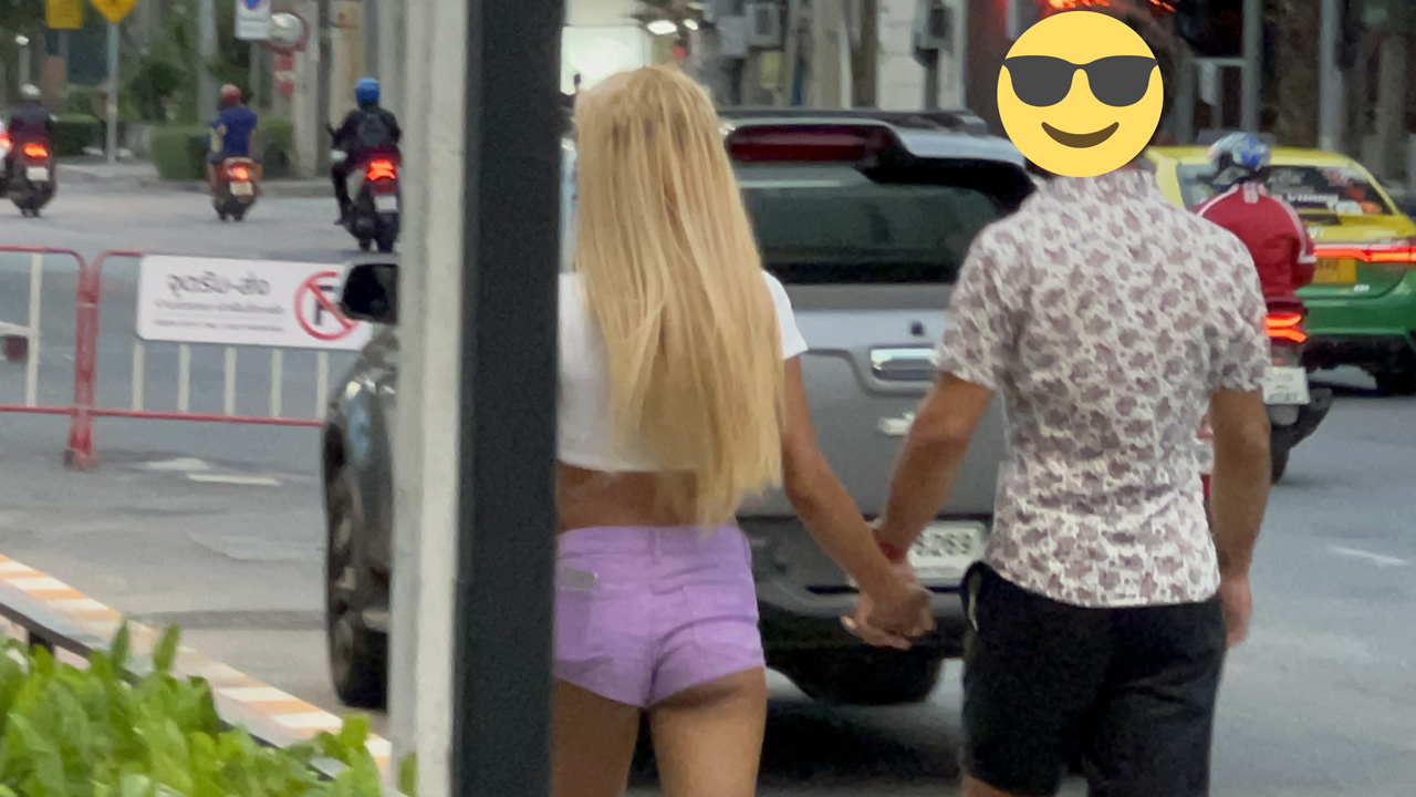 Hot Sluts on streets of Bangkok near Tapas resto