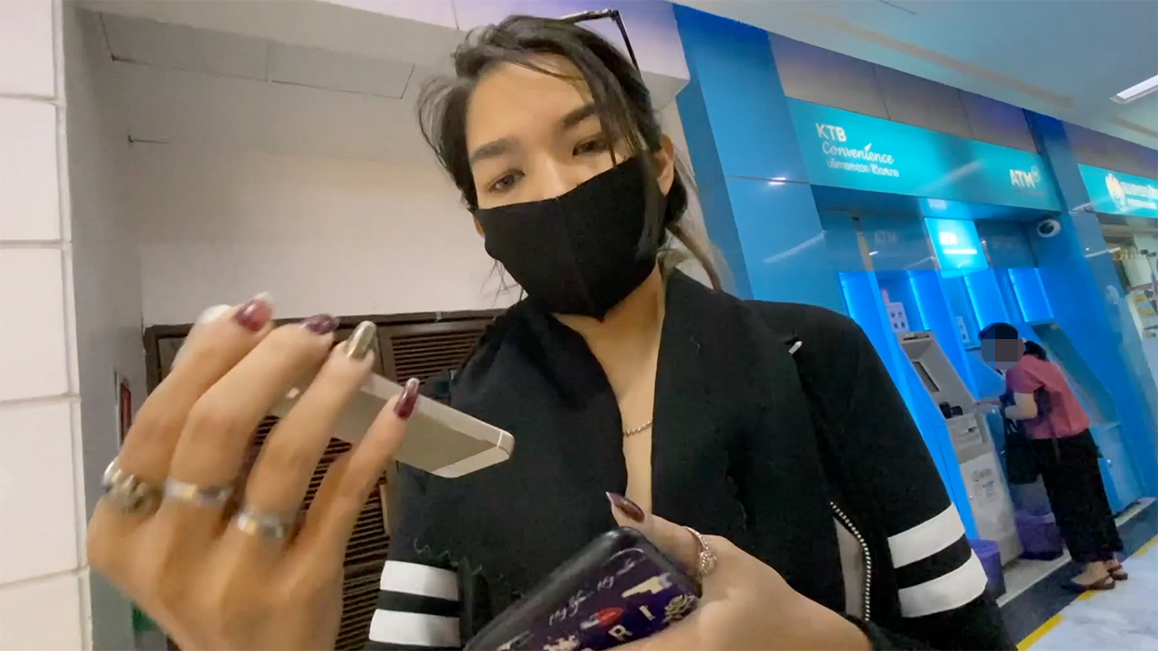 Girl gives humber after I went shopping for girls