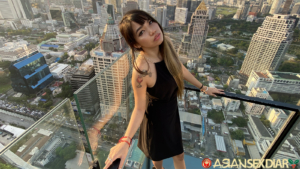 Rooftop photo with hot Thai girl