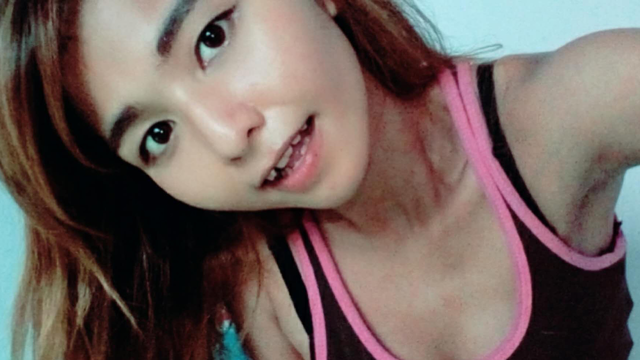 Pretty Myanmar Girl Chitchit in social media video