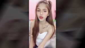 Cute Teen Video selfie from Plai