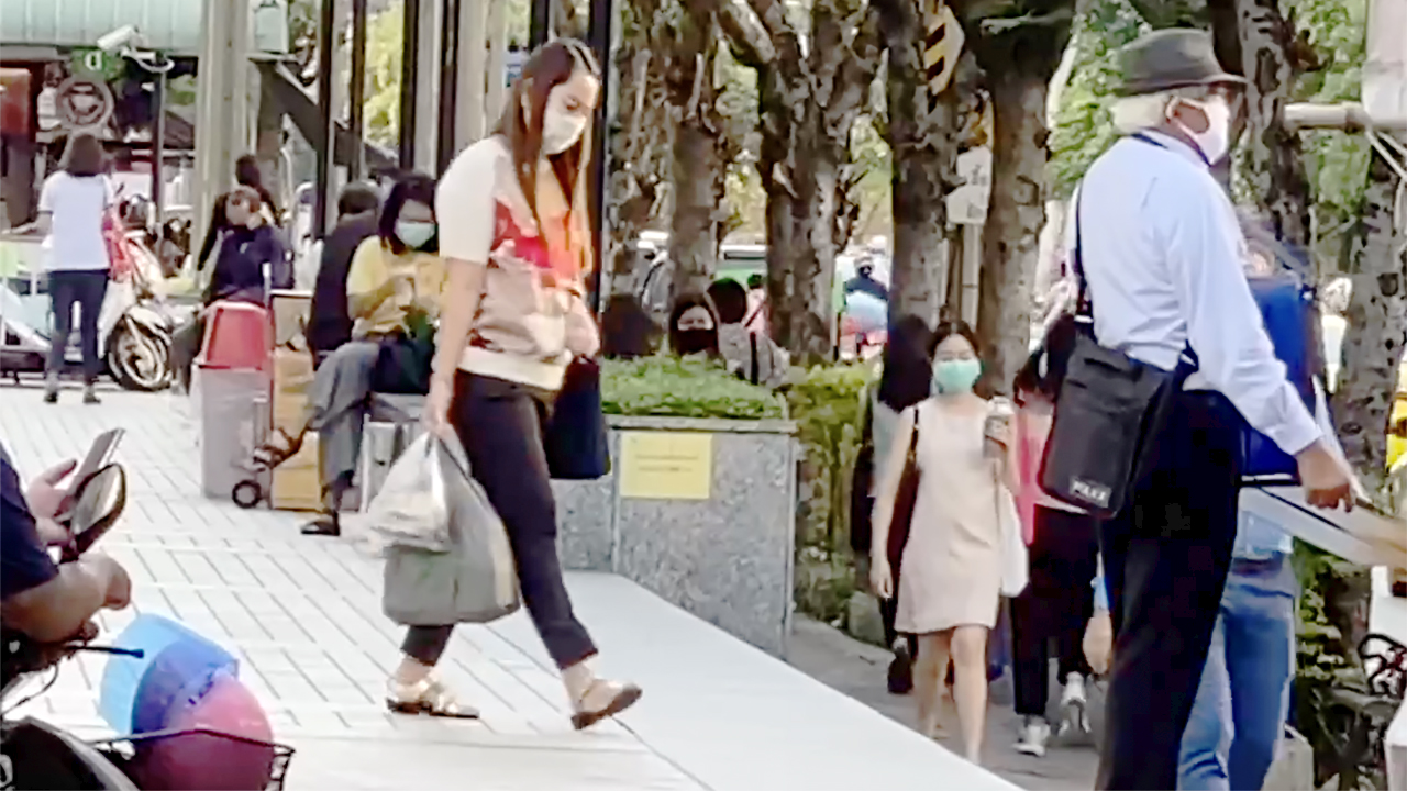 Thai people wearing Masks In Bangkok