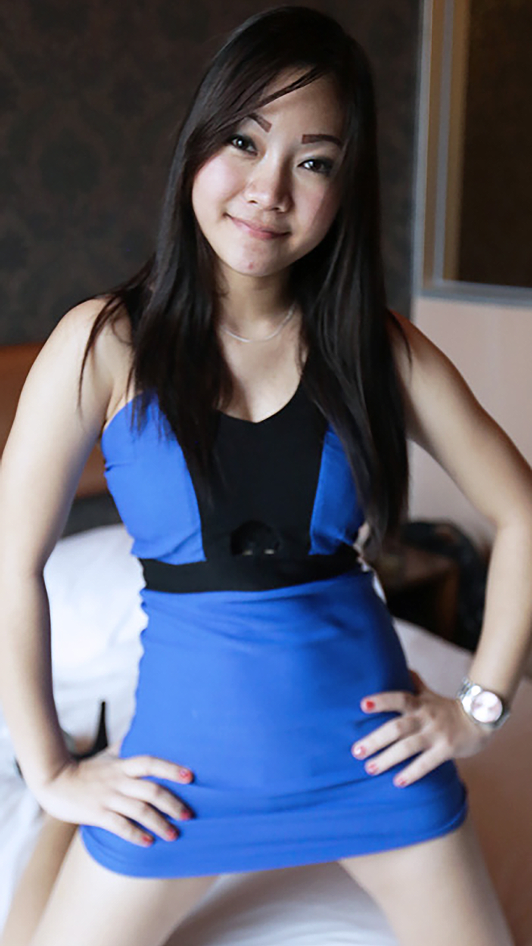 Asian Sex Diary Angel spreads legs in short dress