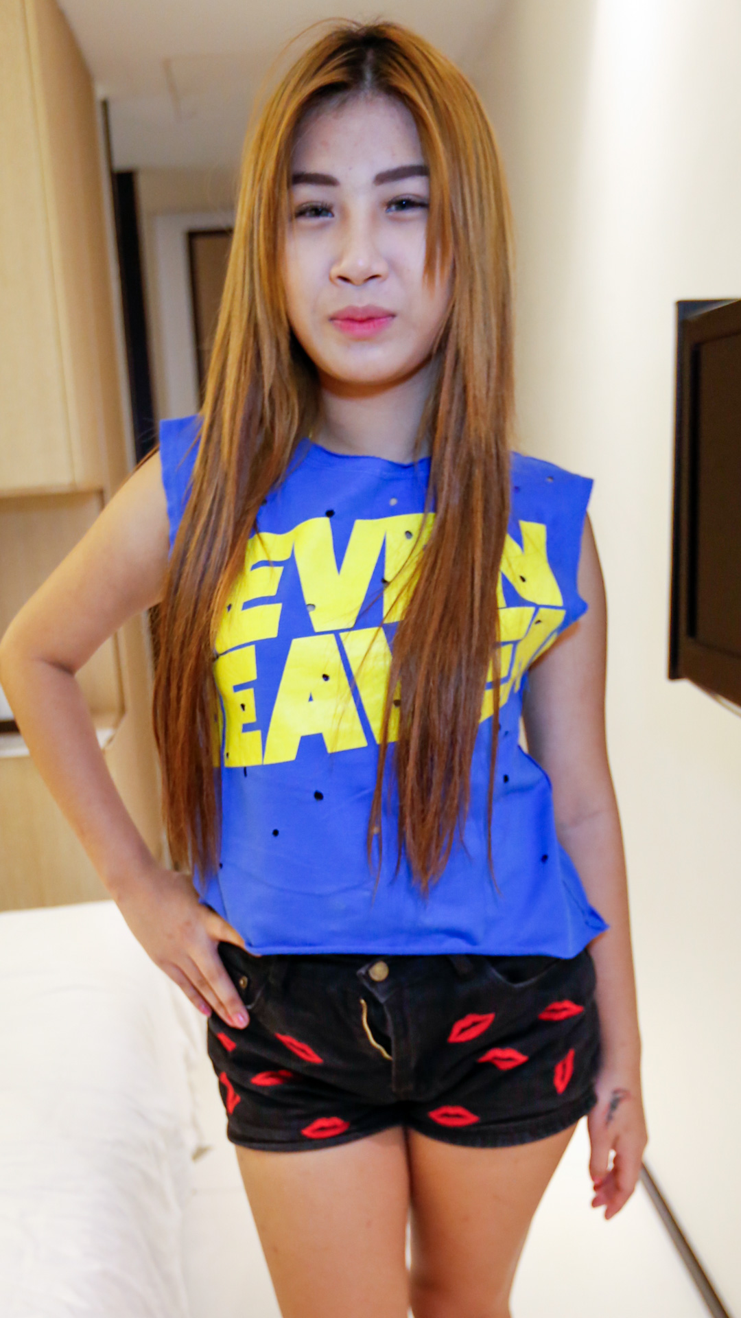 Asian Sex Diary Tan C is an adorable young Bangkok girl looking for hot fun