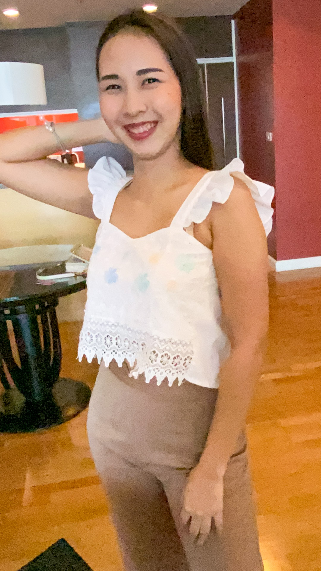 Asian Sex Diary Puttri shows her broad smile dressed in business attire