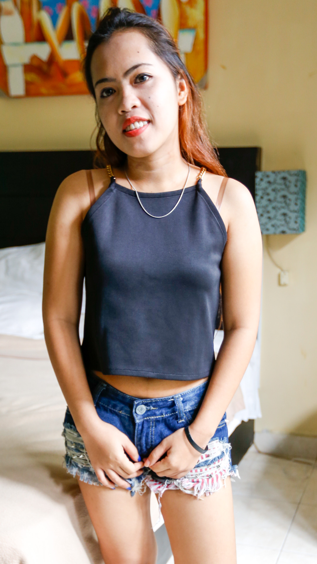 Hot body Asian Sex Diary Ros modeling her daisy dukes