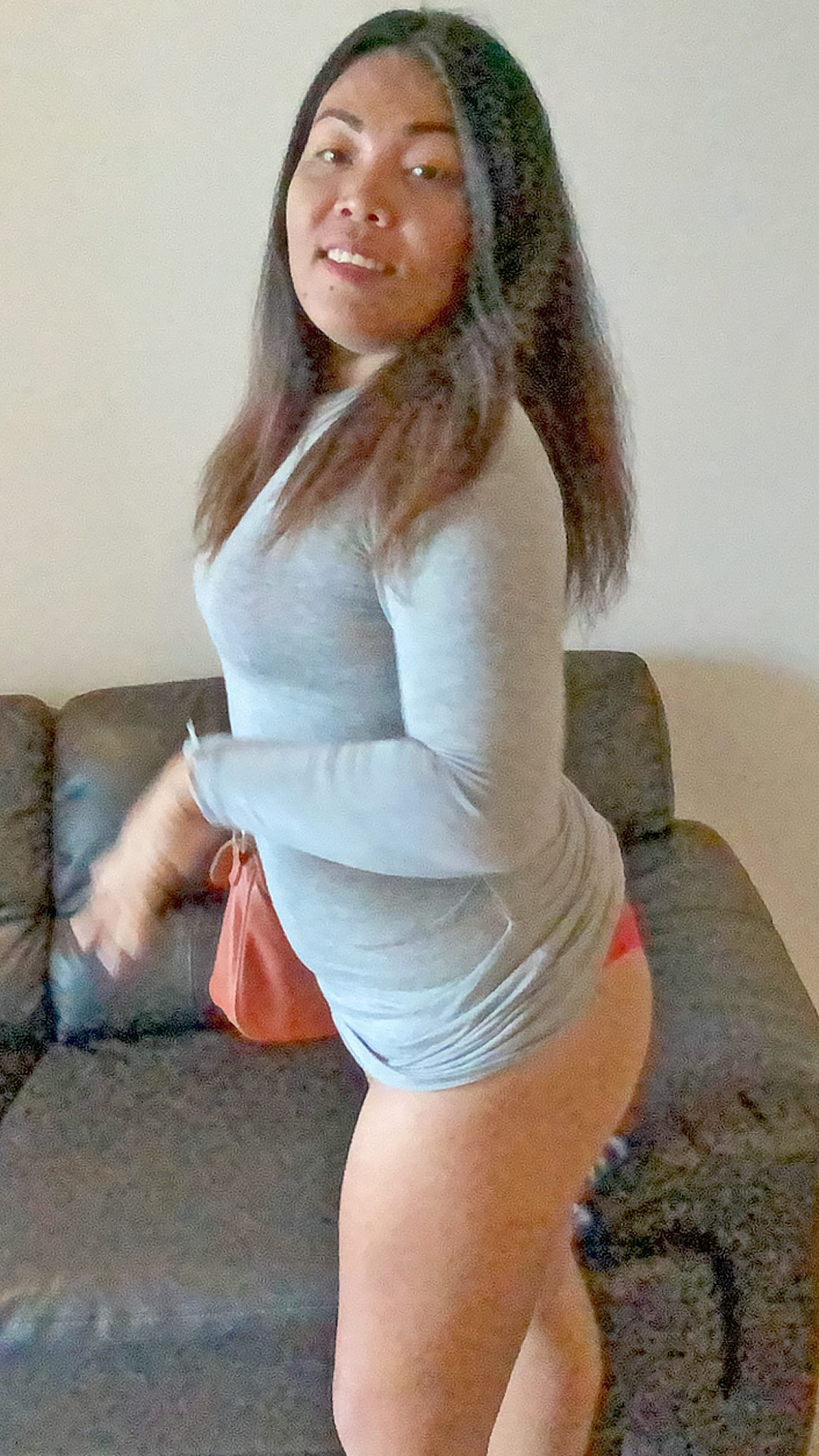 Thick Asian Sex Diary Oam F poses in her red panties and grey top